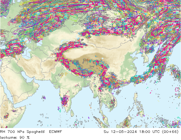 RH 700 hPa Spaghetti ECMWF Su 12.05.2024 18 UTC