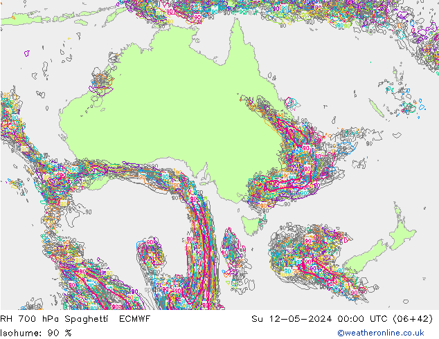 RH 700 hPa Spaghetti ECMWF  12.05.2024 00 UTC