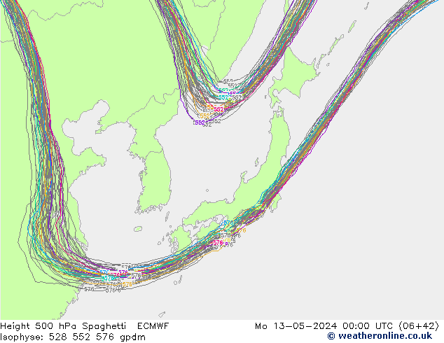 Height 500 hPa Spaghetti ECMWF pon. 13.05.2024 00 UTC