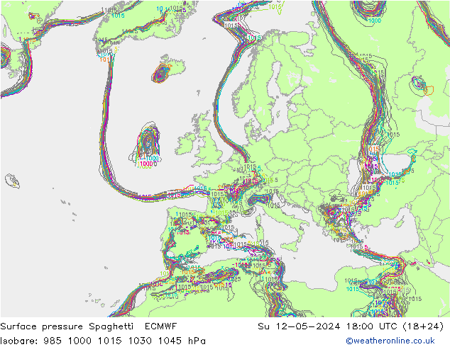 Pressione al suolo Spaghetti ECMWF dom 12.05.2024 18 UTC