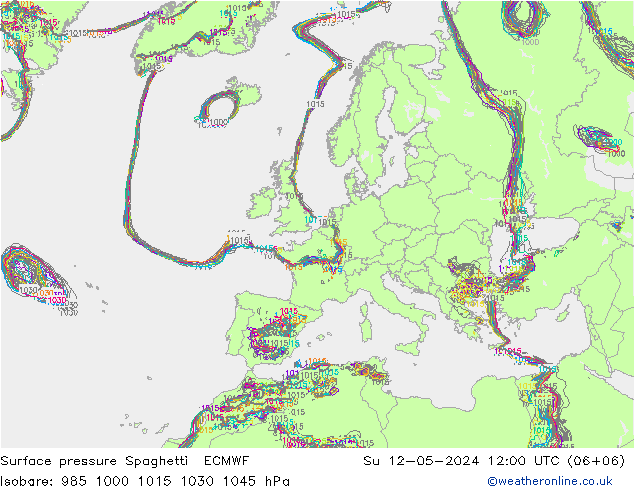 Pressione al suolo Spaghetti ECMWF dom 12.05.2024 12 UTC