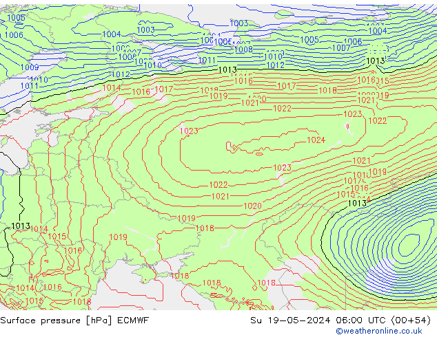 Presión superficial ECMWF dom 19.05.2024 06 UTC