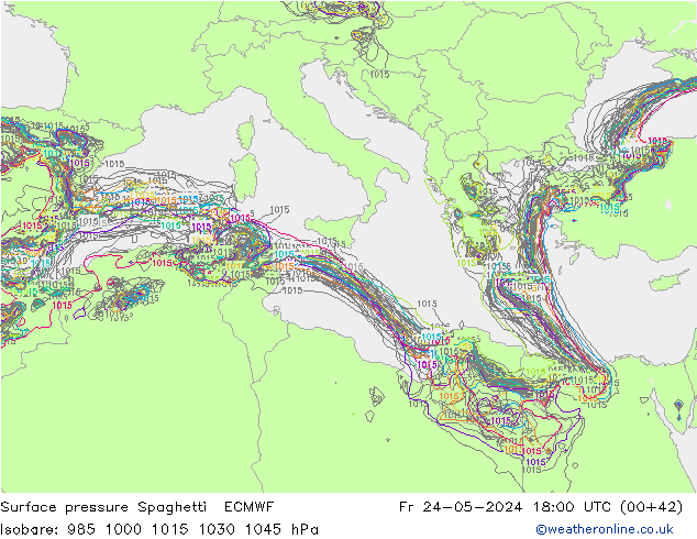 Pressione al suolo Spaghetti ECMWF ven 24.05.2024 18 UTC