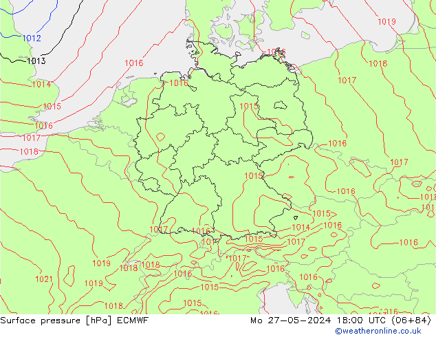 Surface pressure ECMWF Mo 27.05.2024 18 UTC