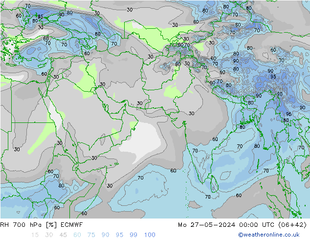 RH 700 hPa ECMWF pon. 27.05.2024 00 UTC