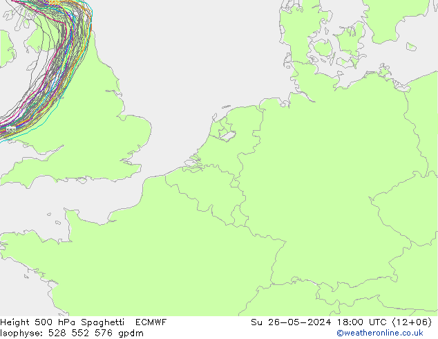 Height 500 hPa Spaghetti ECMWF Su 26.05.2024 18 UTC