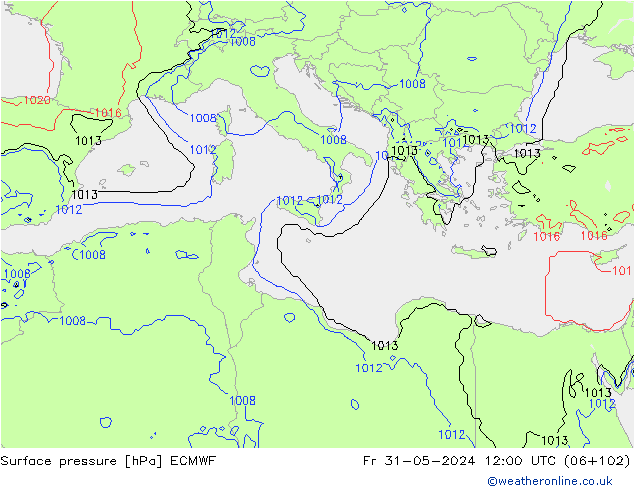 приземное давление ECMWF пт 31.05.2024 12 UTC