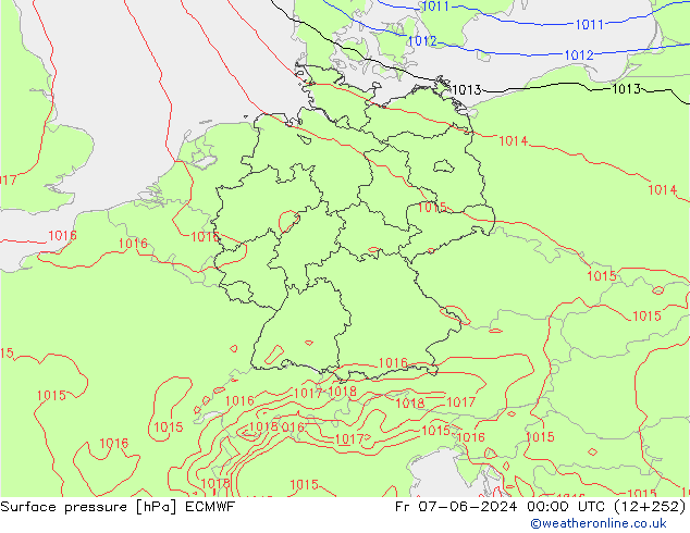 Surface pressure ECMWF Fr 07.06.2024 00 UTC