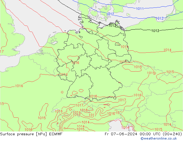 Atmosférický tlak ECMWF Pá 07.06.2024 00 UTC