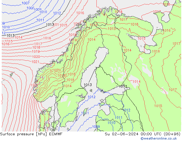 Presión superficial ECMWF dom 02.06.2024 00 UTC