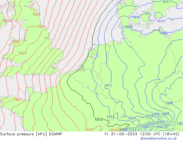 Pressione al suolo ECMWF ven 31.05.2024 12 UTC