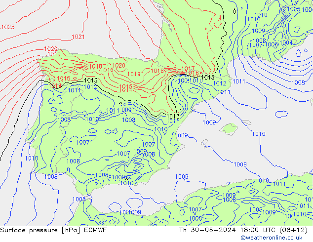 Atmosférický tlak ECMWF Čt 30.05.2024 18 UTC