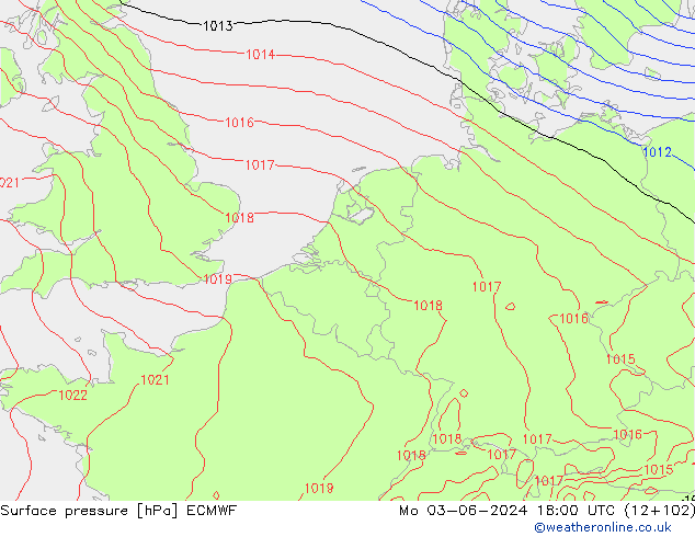 Presión superficial ECMWF lun 03.06.2024 18 UTC