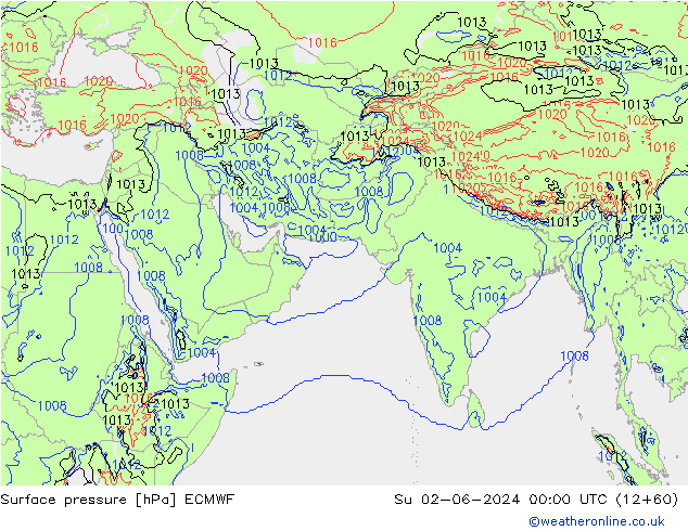 Atmosférický tlak ECMWF Ne 02.06.2024 00 UTC