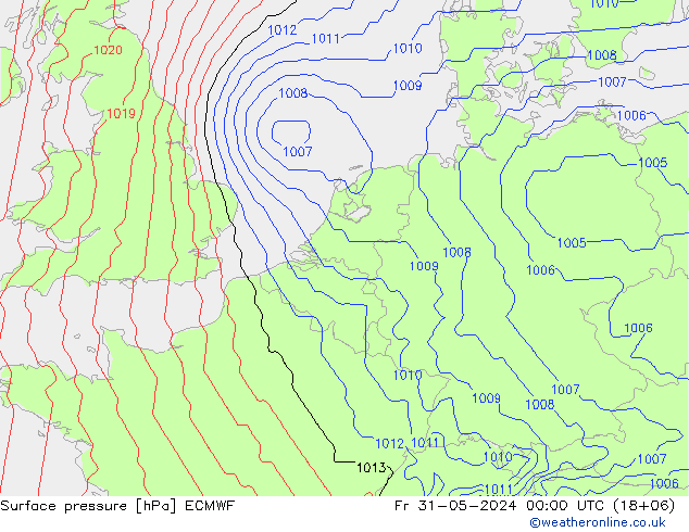 приземное давление ECMWF пт 31.05.2024 00 UTC