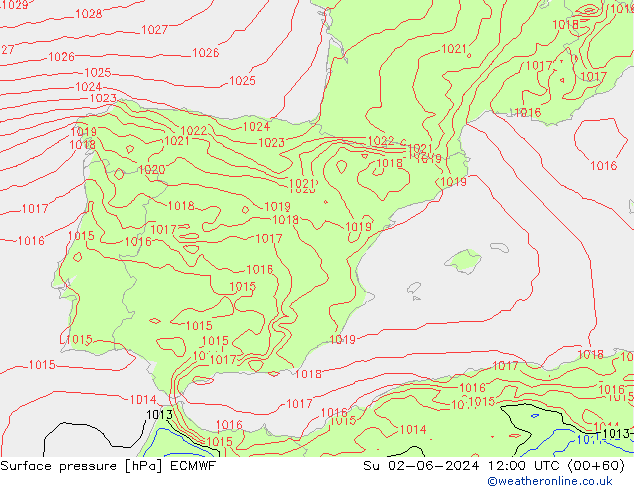 Presión superficial ECMWF dom 02.06.2024 12 UTC