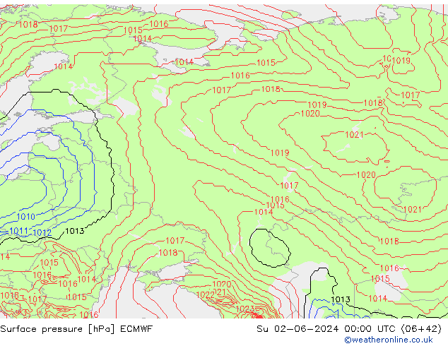 Presión superficial ECMWF dom 02.06.2024 00 UTC