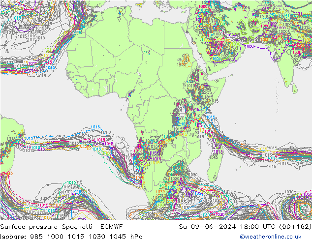 Surface pressure Spaghetti ECMWF Su 09.06.2024 18 UTC