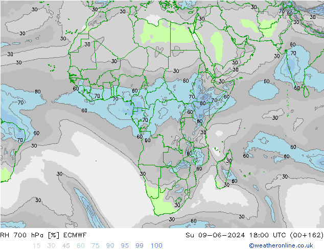 RH 700 hPa ECMWF Su 09.06.2024 18 UTC