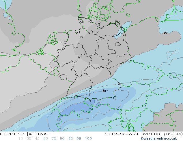 RH 700 hPa ECMWF Su 09.06.2024 18 UTC