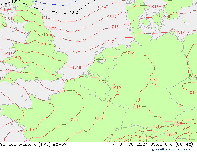 приземное давление ECMWF пт 07.06.2024 00 UTC