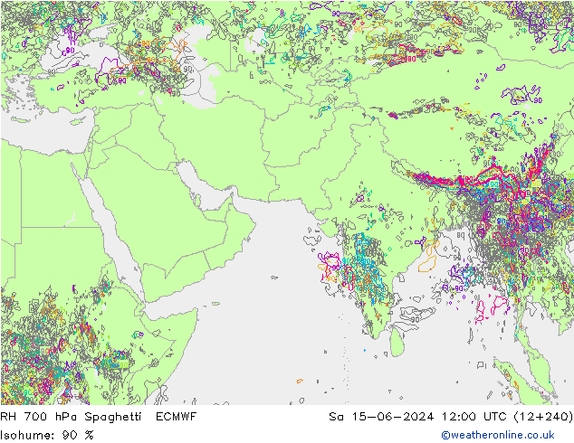 RH 700 hPa Spaghetti ECMWF Sa 15.06.2024 12 UTC