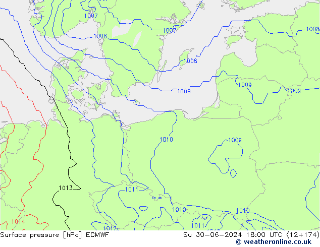 Surface pressure ECMWF Su 30.06.2024 18 UTC