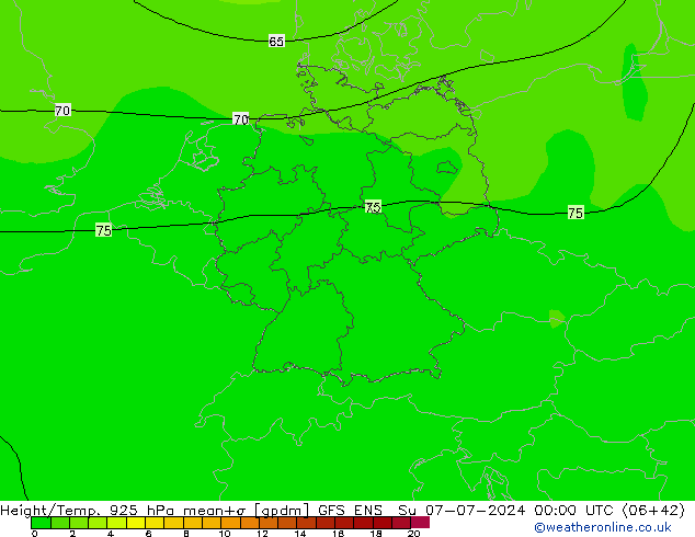 Hoogte/Temp. 925 hPa GFS ENS zo 07.07.2024 00 UTC