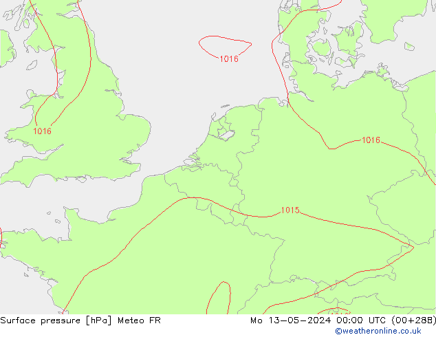 Atmosférický tlak Meteo FR Po 13.05.2024 00 UTC