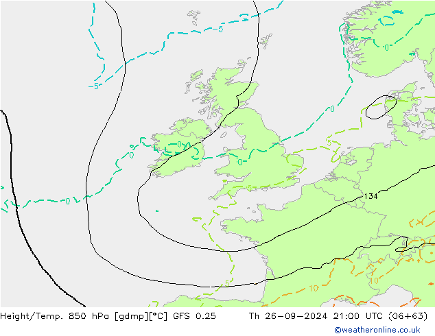 Z500/Rain (+SLP)/Z850 GFS 0.25 Čt 26.09.2024 21 UTC