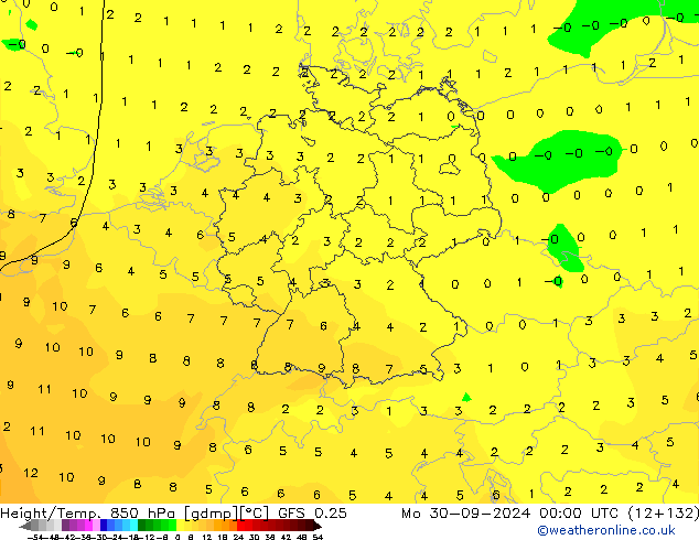 Z500/Rain (+SLP)/Z850 GFS 0.25 lun 30.09.2024 00 UTC