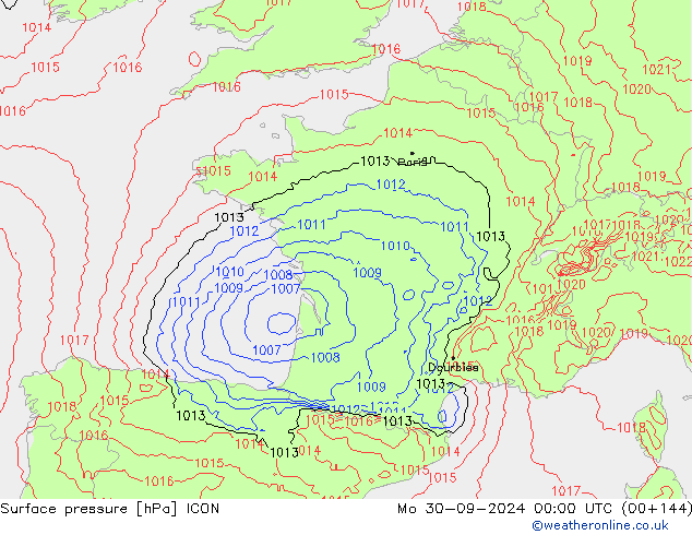 Atmosférický tlak ICON Po 30.09.2024 00 UTC