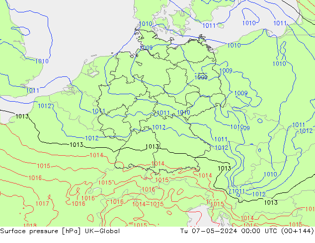 Surface pressure UK-Global Tu 07.05.2024 00 UTC