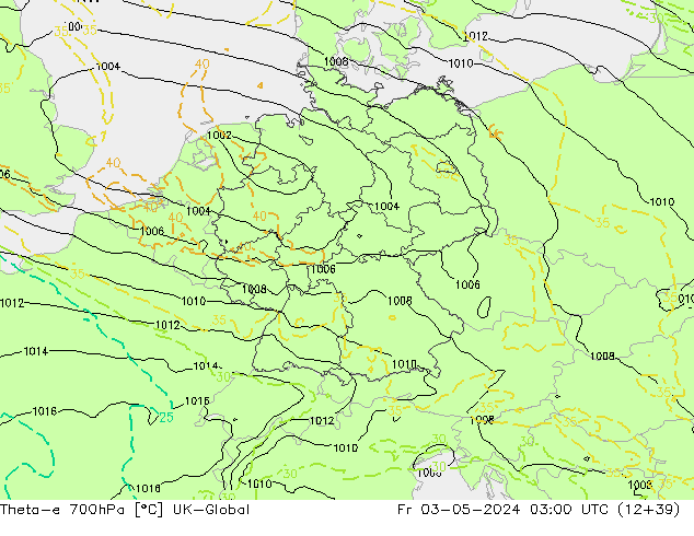 Theta-e 700hPa UK-Global Cu 03.05.2024 03 UTC