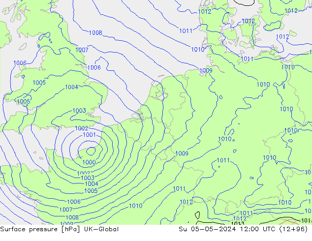 Luchtdruk (Grond) UK-Global zo 05.05.2024 12 UTC