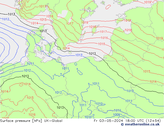 Luchtdruk (Grond) UK-Global vr 03.05.2024 18 UTC