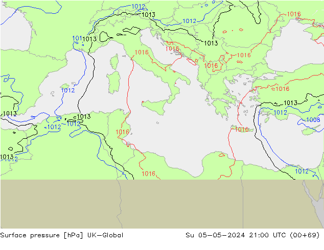приземное давление UK-Global Вс 05.05.2024 21 UTC