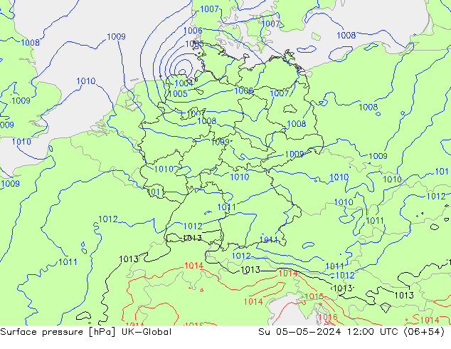 Surface pressure UK-Global Su 05.05.2024 12 UTC