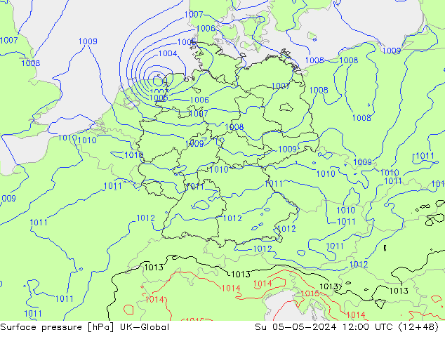 Luchtdruk (Grond) UK-Global zo 05.05.2024 12 UTC