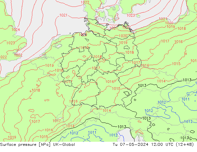 Surface pressure UK-Global Tu 07.05.2024 12 UTC