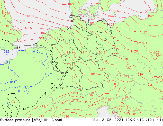 Pressione al suolo UK-Global dom 12.05.2024 12 UTC