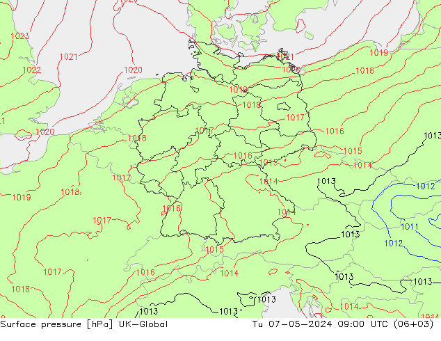 Surface pressure UK-Global Tu 07.05.2024 09 UTC