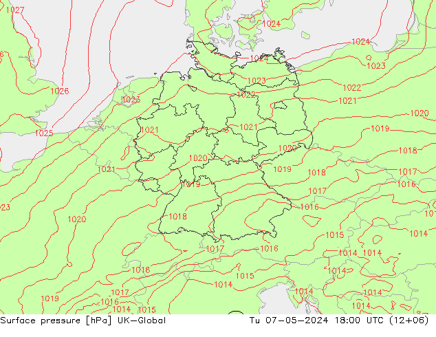 Surface pressure UK-Global Tu 07.05.2024 18 UTC