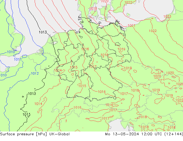 Surface pressure UK-Global Mo 13.05.2024 12 UTC