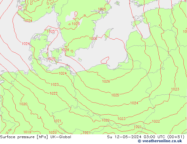 Surface pressure UK-Global Su 12.05.2024 03 UTC