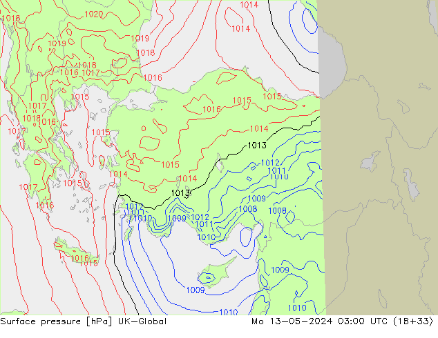 Surface pressure UK-Global Mo 13.05.2024 03 UTC