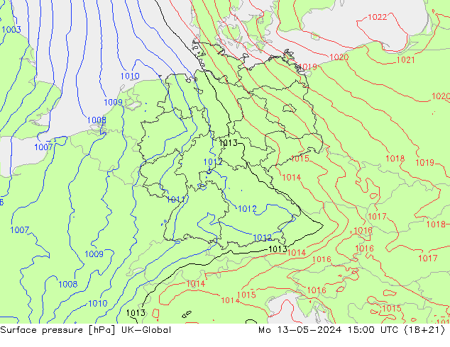 Surface pressure UK-Global Mo 13.05.2024 15 UTC
