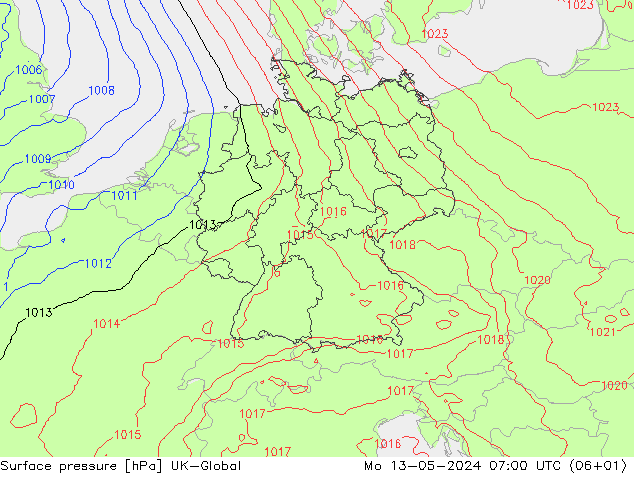 Surface pressure UK-Global Mo 13.05.2024 07 UTC