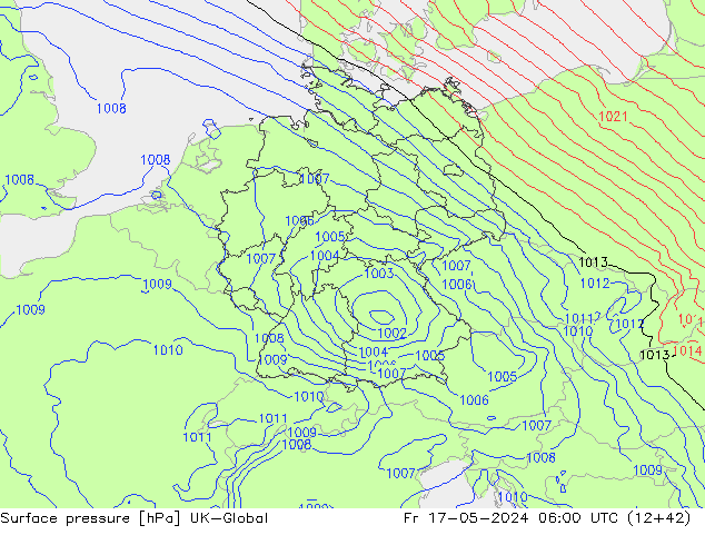 Luchtdruk (Grond) UK-Global vr 17.05.2024 06 UTC