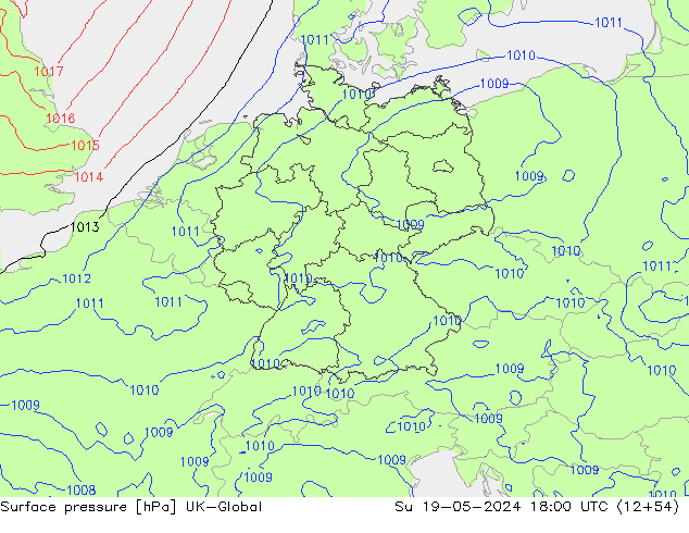 Surface pressure UK-Global Su 19.05.2024 18 UTC